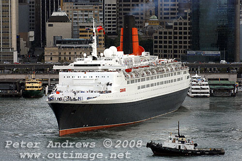Queen Elizabeth 2 leaving Circular Quay Sydney.