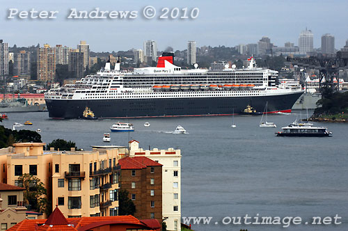 The Queen Mary II arives in Sydney during its second visit to Australia, Sunday March 7, 2010. Photo copyright Peter Andrews, Outimage.
