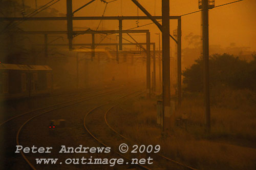Coal Cliff Railway Yard, around 06:43 AEST. Photo copyright Peter Andrews, Outimage.