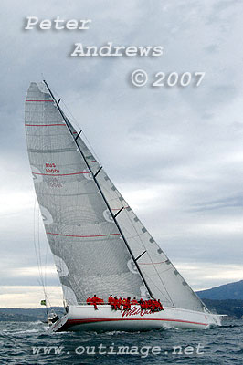 Wild Oats getting closer to the Hobart finishing line.