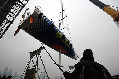 Telefonica Blue, Skippered by Bouwe Bekking, undergoes emergency keel repairs overnight in Qingdao before commencing Leg 5 of the Volvo Ocean Race, after the yacht hit a rock before the start. Photo copyright Dave Kneale / Volvo Ocean Race.