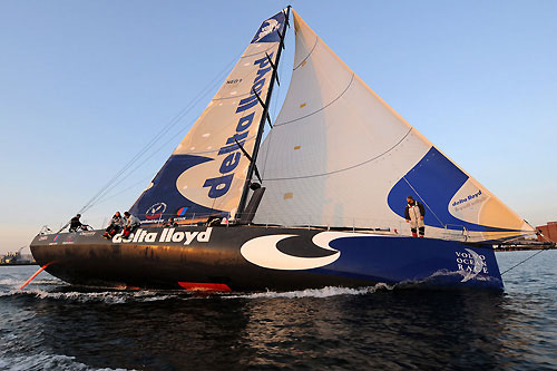 Delta Lloyd, skippered by Roberto Bermudez (ESP) finish sixth on leg 6 of the Volvo Ocean Race, from Rio de Janeiro to Boston, crossing the finish line at 10:10:29 GMT 27-4-2009. Photo copyright Dave Kneale / Volvo Ocean Race.