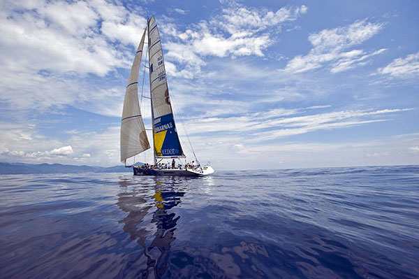 Igor Simcic's Esimit Europa sailing towards Giraglia Rock.