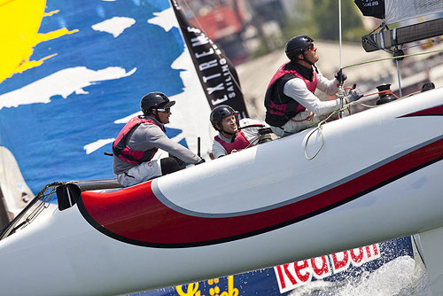 Istanbul, 25-05-2011 Extreme Sailing Series 2011 - Act 3 Istanbul. Race Day 1 Alinghi. Photo copyright Stefano Gattini for Studio Borlenghi.
